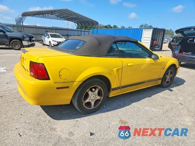 Trzecie zdjęcie samochodu z tyłu: 2004 FORD MUSTANG VIN:1FAFP446X4F141372 - miniatura