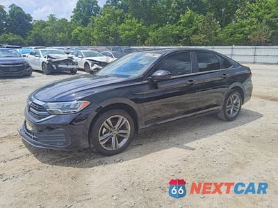 2024 VOLKSWAGEN JETTA SE 3VWEM7BU3RM070134 - główne zdjęcie licytacji z USA - miniatura