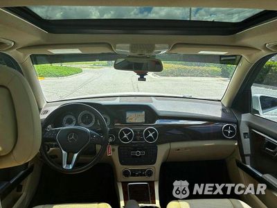 Zdjęcie 9 z 14 samochodu: 2014 MERCEDES-BENZ GLK 350 VIN:WDCGG5HB9EG314820 - miniatura