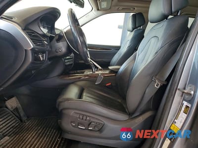 Zdjęcie 7 z 12 samochodu: 2015 BMW X5 XDRIVE50I VIN:5UXKR6C59F0J79249 - miniatura