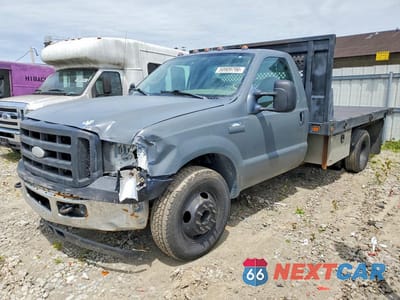 2005 FORD F350 SUPER DUTY 1FDWF365X5EA96271 - główne zdjęcie licytacji z USA - miniatura