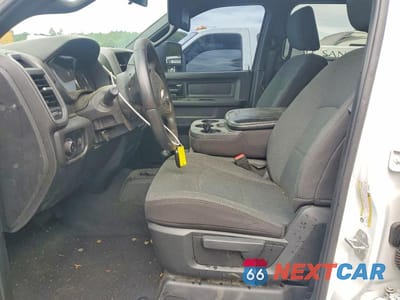 Zdjęcie 7 z 13 samochodu: 2024 RAM 3500 TRADESMAN VIN:3C63RRGL1RG408935 - miniatura