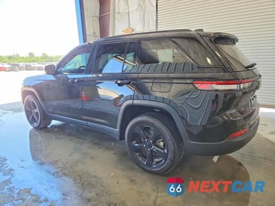 Drugie zdjęcie samochodu z przodu: 2023 JEEP GRAND CHEROKEE LAREDO VIN:1C4RJHAG9PC517773 - miniatura