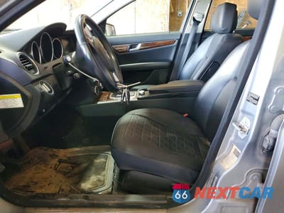 Zdjęcie 7 z 12 samochodu: 2013 MERCEDES-BENZ C 300 4MATIC VIN:WDDGF8ABXDR247223 - miniatura