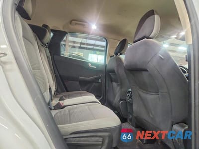Zdjęcie 11 z 13 samochodu: 2020 FORD ESCAPE SE VIN:1FMCU9G64LUA64812 - miniatura