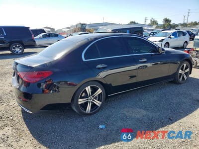Trzecie zdjęcie samochodu z tyłu: 2022 MERCEDES-BENZ C300 VIN:W1KAF4GB3NR062678 - miniatura