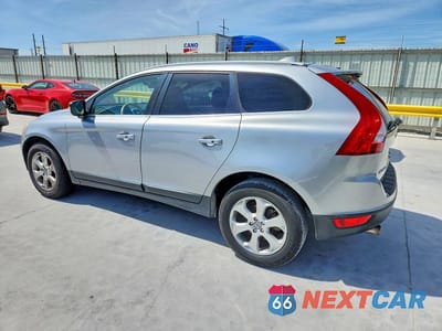 Drugie zdjęcie samochodu z przodu: 2013 VOLVO XC60 3.2 VIN:YV4952DL8D2383010 - miniatura