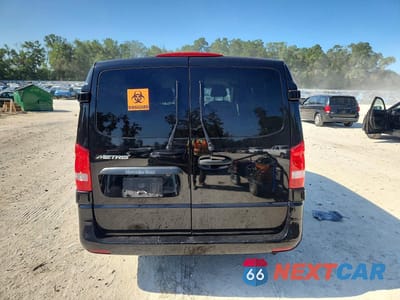 Zdjęcie 6 z 13 samochodu: 2018 MERCEDES-BENZ METRIS VIN:WD4PG2EE2J3347247 - miniatura