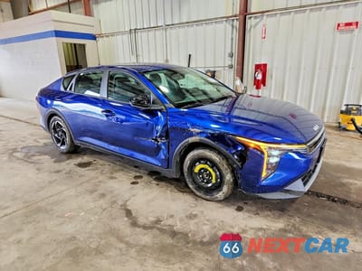 Czwarte zdjęcie samochodu z boku: 2025 KIA K4 EX VIN:3KPFU4DE8SE198316 - miniatura