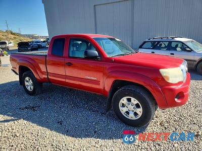 Czwarte zdjęcie samochodu z boku: 2010 TOYOTA TACOMA ACCESS CAB VIN:5TEUX4EN8AZ722889 - miniatura