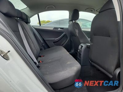 Zdjęcie 10 z 13 samochodu: 2015 VOLKSWAGEN JETTA SE VIN:3VWD17AJ6FM418712 - miniatura