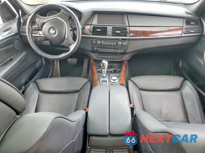 Zdjęcie 8 z 13 samochodu: 2008 BMW X5 4.8I VIN:5UXFE835X8L163863 - miniatura