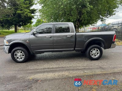 Zdjęcie 11 z 12 samochodu: 2015 RAM 2500 LARAMIE VIN:3C6UR5FL7FG673076 - miniatura