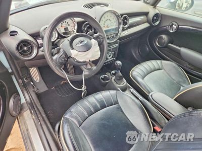 Zdjęcie 8 z 13 samochodu: 2011 MINI COOPER S VIN:WMWZP3C56BT249252 - miniatura