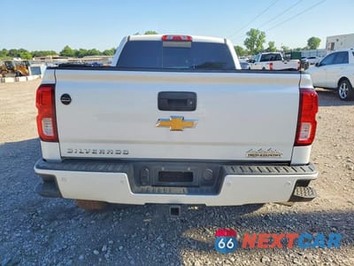 Zdjęcie 6 z 12 samochodu: 2017 CHEVROLET SILVERADO K1500 HIGH COUNTRY VIN:3GCUKTEJ7HG352191 - miniatura