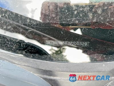 Zdjęcie 10 z 10 samochodu: 2018 MAZDA 3 GRAND TOURING VIN:3MZBN1M34JM200329 - miniatura
