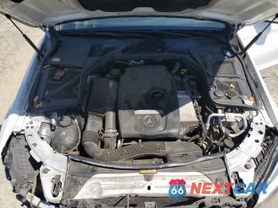 Zdjęcie 11 z 12 samochodu: 2015 MERCEDES-BENZ C 300 4MATIC VIN:55SWF4KB6FU054779 - miniatura