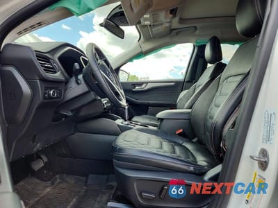 Zdjęcie 7 z 13 samochodu: 2024 FORD ESCAPE VIN:1FMCU0E12RUB01660 - miniatura