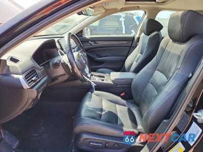 Zdjęcie 7 z 12 samochodu: 2020 HONDA ACCORD TOURING HYBRID VIN:1HGCV3F90LA011263 - miniatura