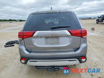 Zdjęcie 6 z 13 samochodu: 2020 MITSUBISHI OUTLANDER SE VIN:JA4AD3A35LZ047988 - miniatura