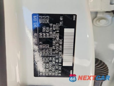 Zdjęcie 13 z 13 samochodu: 2019 VOLVO XC40 T5 MOMENTUM VIN:YV4162XZ8K2014946 - miniatura