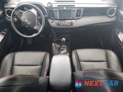 Zdjęcie 8 z 13 samochodu: 2017 TOYOTA RAV4 SE VIN:2T3NFREV4HW397149 - miniatura