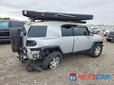 Trzecie zdjęcie samochodu z tyłu: 2008 TOYOTA FJ CRUISER BASE VIN:JTEBU11F78K005620 - miniatura
