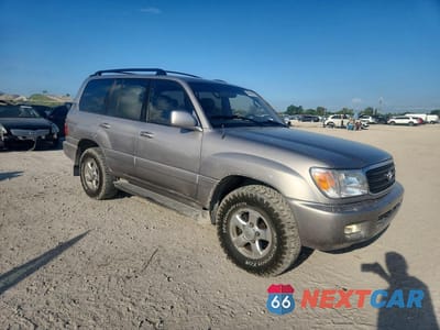 Czwarte zdjęcie samochodu z boku: 2001 TOYOTA LAND CRUISER BASE VIN:JTEHT05J012012856 - miniatura