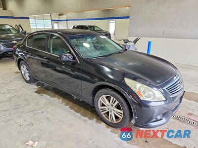 Czwarte zdjęcie samochodu z boku: 2012 INFINITI G25 SEDAN X VIN:JN1DV6AR2CM860291 - miniatura