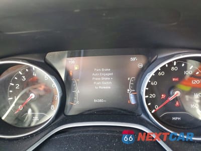 Zdjęcie 9 z 13 samochodu: 2017 JEEP COMPASS LATITUDE VIN:3C4NJDBB5HT647422 - miniatura