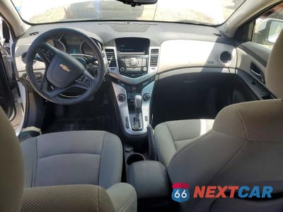 Zdjęcie 8 z 12 samochodu: 2016 CHEVROLET CRUZE LIMITED LT VIN:1G1PE5SB1G7226098 - miniatura