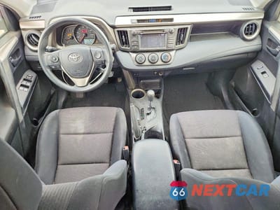 Zdjęcie 8 z 13 samochodu: 2015 TOYOTA RAV4 LE VIN:JTMZFREV9FJ056858 - miniatura