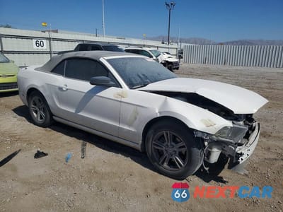 Czwarte zdjęcie samochodu z boku: 2013 FORD MUSTANG VIN:1ZVBP8EM1D5236788 - miniatura