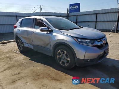 Czwarte zdjęcie samochodu z boku: 2018 HONDA CR-V EX VIN:5J6RW1H52JA007226 - miniatura
