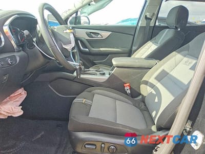 Zdjęcie 7 z 12 samochodu: 2025 CHEVROLET BLAZER 2LT VIN:3GNKBCR45SS269124 - miniatura