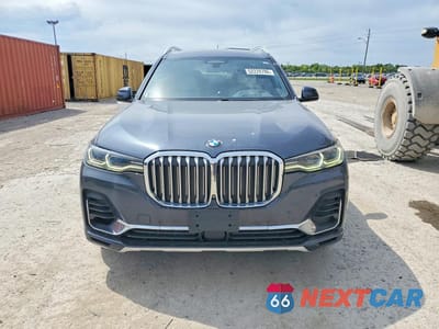 Piąte zdjęcie samochodu w środku: 2019 BMW X7 XDRIVE50I VIN:5UXCX4C50KLB39510 - miniatura