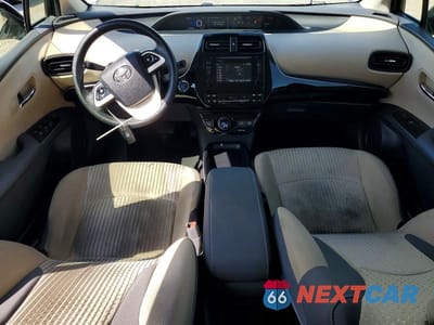 Zdjęcie 8 z 12 samochodu: 2018 TOYOTA PRIUS TWO VIN:JTDKBRFU7J3599920 - miniatura