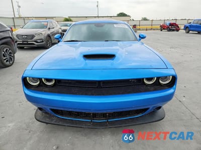 Piąte zdjęcie samochodu w środku: 2023 DODGE CHALLENGER R VIN:2C3CDZBT2PH694147 - miniatura