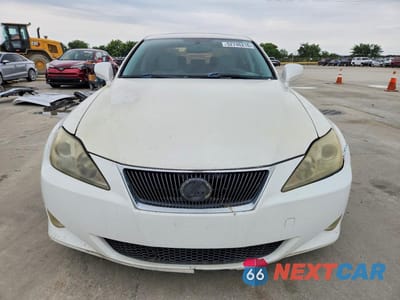 Piąte zdjęcie samochodu w środku: 2007 LEXUS IS 250 VIN:JTHBK262975046767 - miniatura
