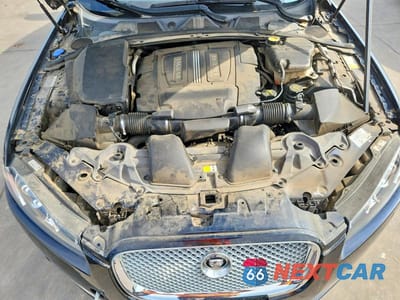 Zdjęcie 11 z 12 samochodu: 2012 JAGUAR XF PORTFOLIO VIN:SAJWA0HB2CLS27904 - miniatura