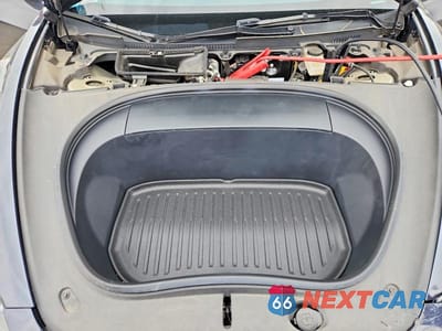 Zdjęcie 11 z 12 samochodu: 2024 TESLA MODEL 3 VIN:5YJ3E1EB5RF799996 - miniatura