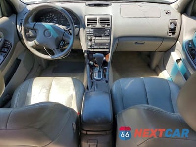 Zdjęcie 8 z 12 samochodu: 2000 NISSAN MAXIMA GXE VIN:JN1CA31D6YT709946 - miniatura