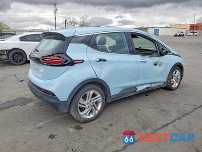 Trzecie zdjęcie samochodu z tyłu: 2023 CHEVROLET BOLT EV 1LT VIN:1G1FW6S09P4119783 - miniatura