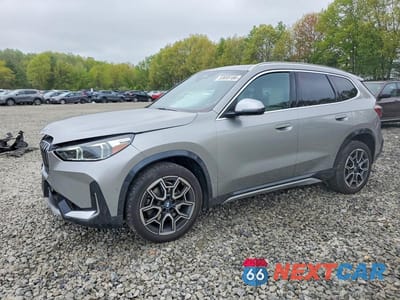 2024 BMW X1 XDRIVE28I WBX73EF09R5Y41523 - główne zdjęcie licytacji z USA - miniatura