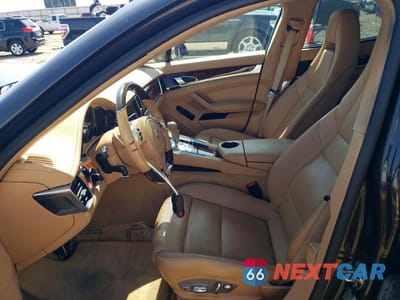 Zdjęcie 7 z 12 samochodu: 2011 PORSCHE PANAMERA 2 VIN:WP0AA2A73BL021967 - miniatura