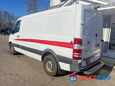 Trzecie zdjęcie samochodu z tyłu: 2018 MERCEDES-BENZ SPRINTER 2500 VIN:WD3PE7CD1JP631043 - miniatura