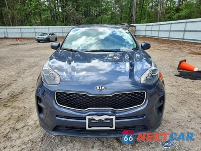 Piąte zdjęcie samochodu w środku: 2019 KIA SPORTAGE LX VIN:KNDPM3AC9K7495550 - miniatura