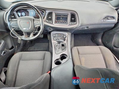 Zdjęcie 8 z 12 samochodu: 2019 DODGE CHALLENGER SXT VIN:2C3CDZAG9KH736391 - miniatura