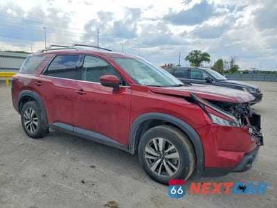 Czwarte zdjęcie samochodu z boku: 2023 NISSAN PATHFINDER SL VIN:5N1DR3CC3PC220932 - miniatura