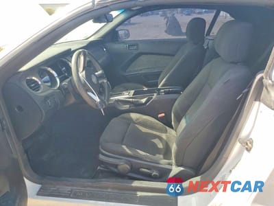 Zdjęcie 7 z 13 samochodu: 2013 FORD MUSTANG VIN:1ZVBP8EM1D5236788 - miniatura